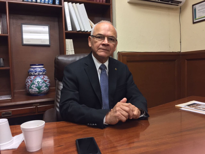 Se quejan empresarios con el IMSS