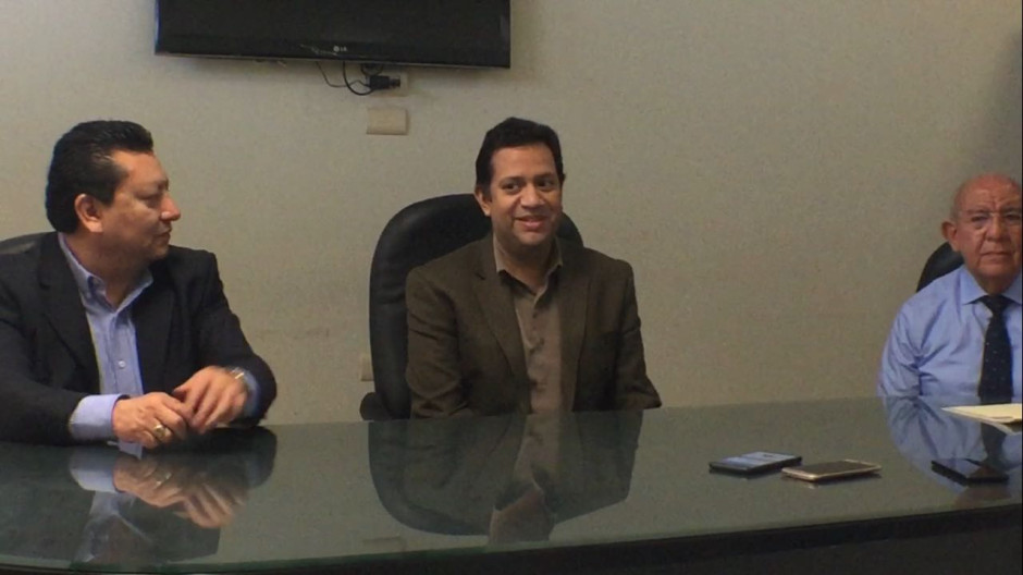 Concientizan a jóvenes de preparatoria sobre el rol de las marcas comerciales