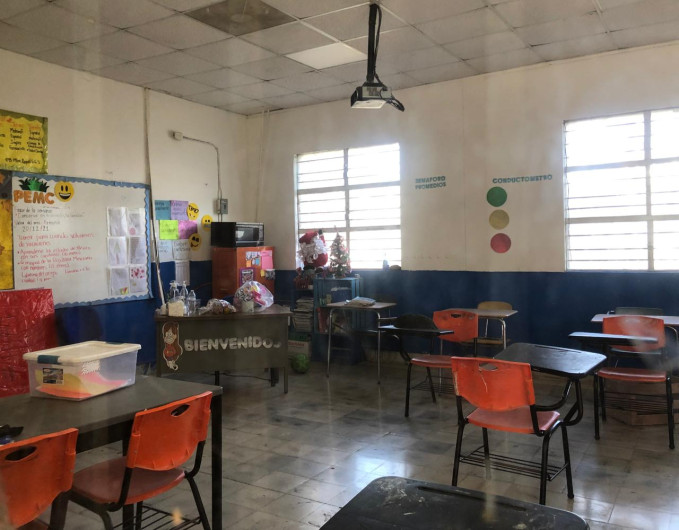 Iniciarán clases presenciales el lunes en "escuelas seguras"