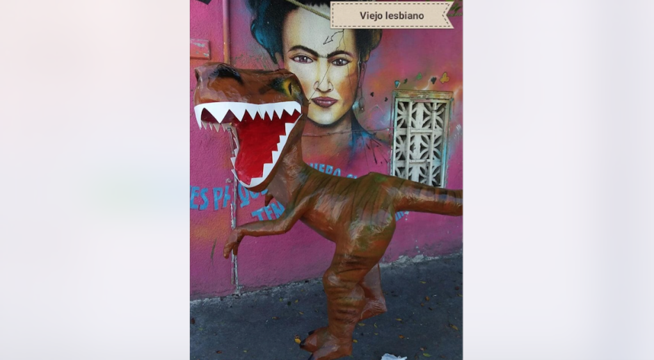 Realizan en Reynosa la piñata del "Viejo Lesbiano"