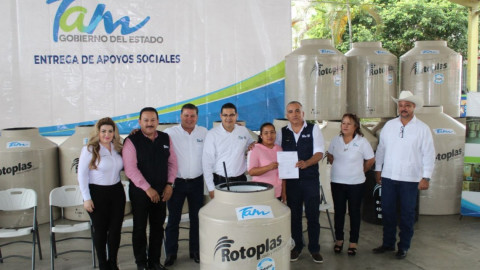 Entrega Gobierno de Tamauipas beneficios a familias del municipio de Hidalgo
