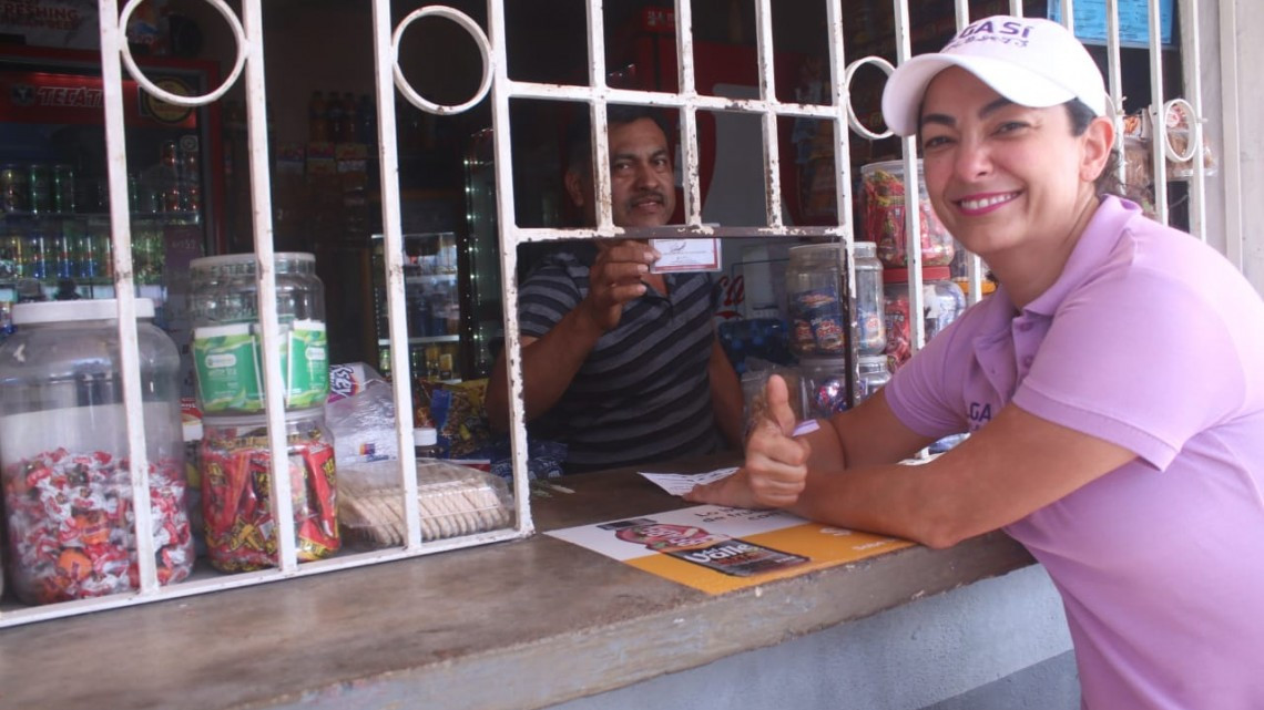 Olga de la mano con AMLO aprobará recursos para más pavimentación