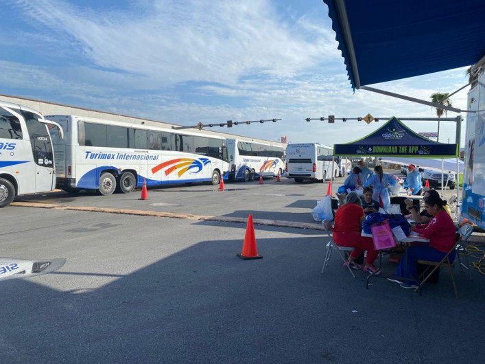 Más de mil empleados de maquila son vacunados diariamente en Hidalgo, Tx.