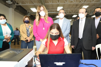 Inauguró Alcaldesa registro a Programa de Becas de Titulación 