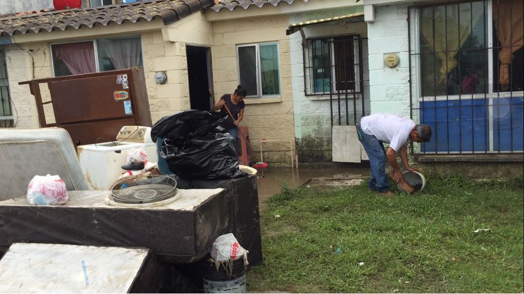 Infonavit se retrasa en pago de seguro en viviendas inundadas