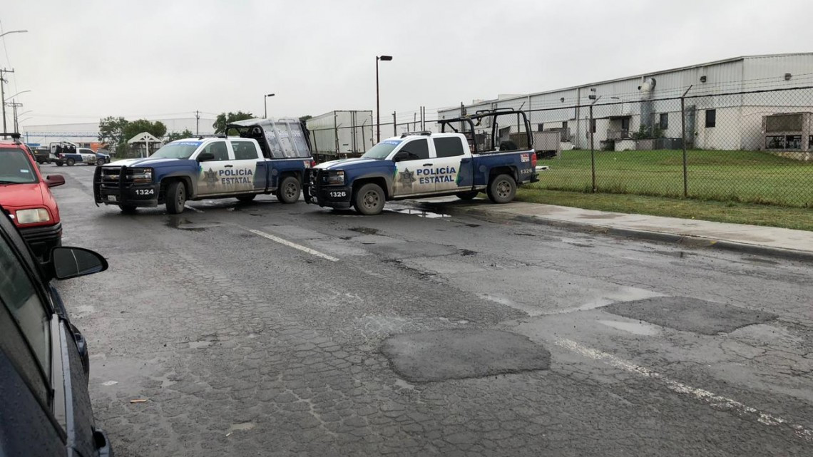 Policía antidisturbios prepara desalojo de obreros en Mecalux