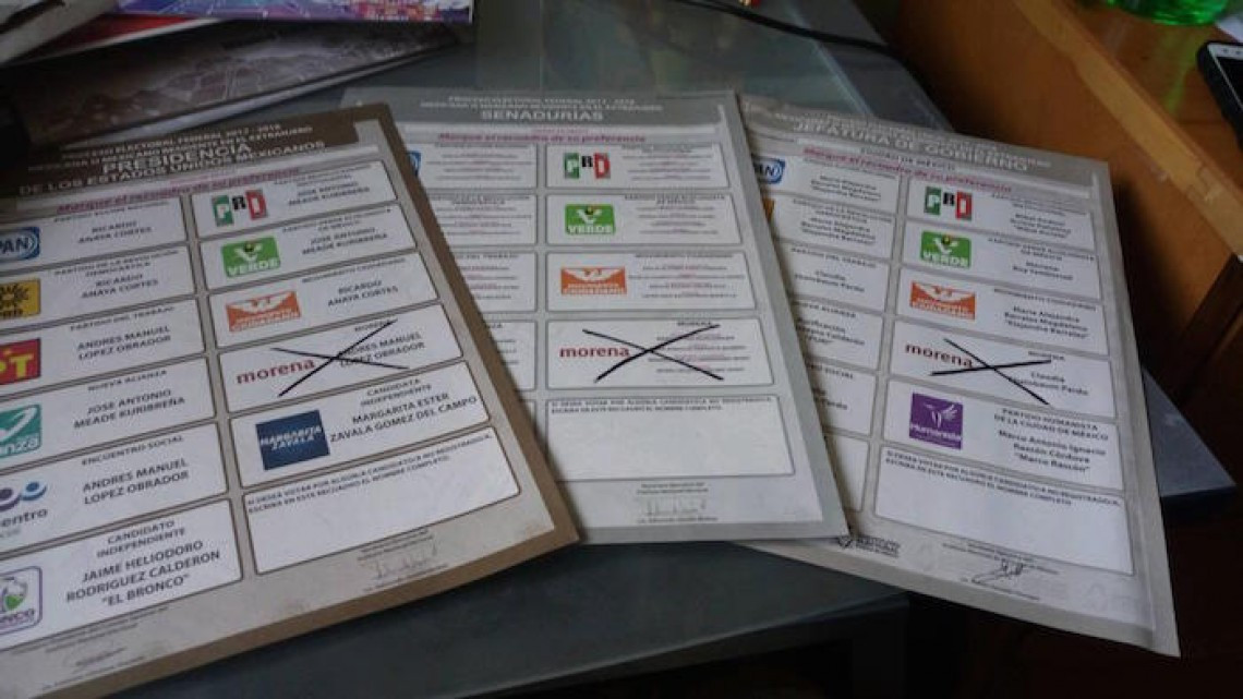 Mexicanos residentes en el extranjero muestras apoyo a AMLO