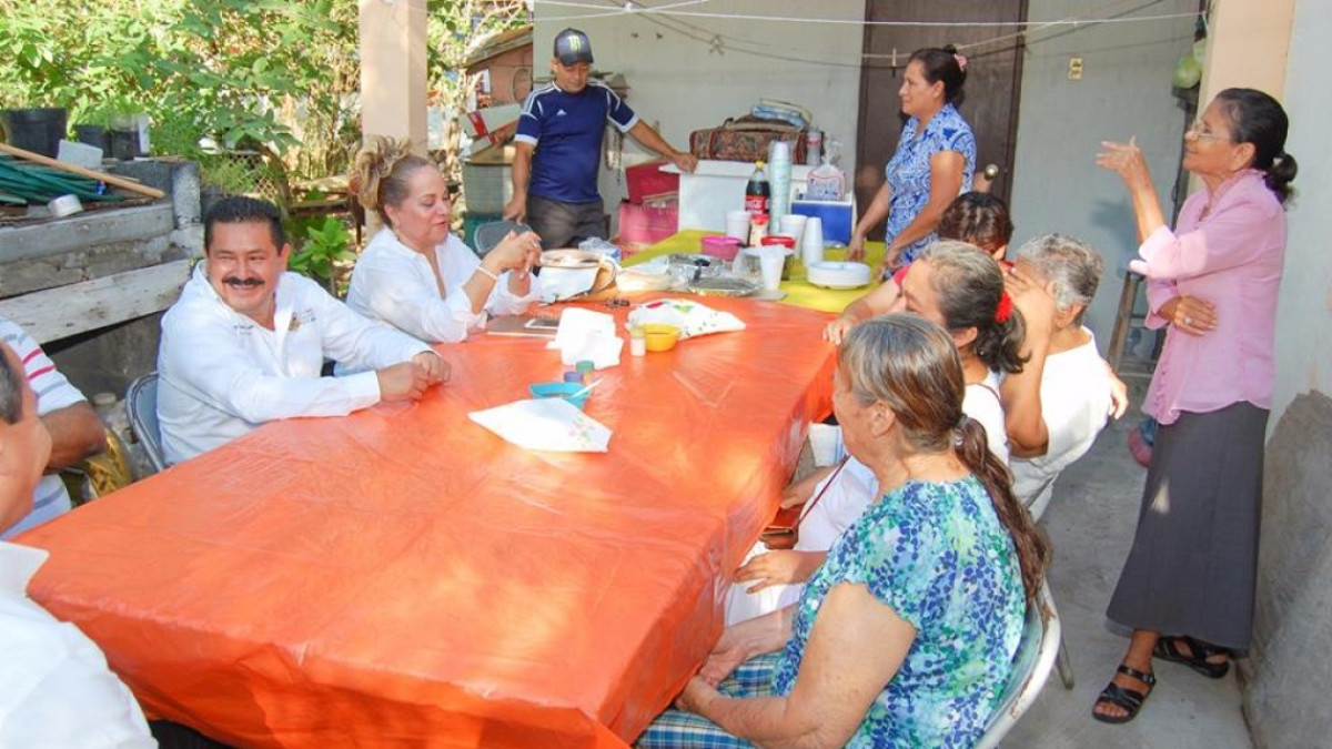 Llevan a cabo programa "Saludando a tu vecino"