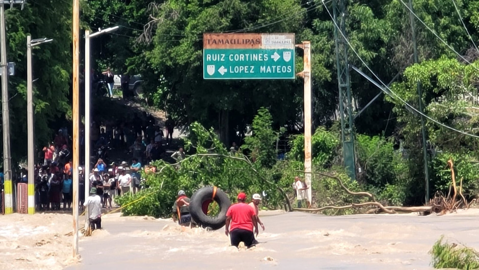 Colabora ciudadanía con Guardia Estatal en rescate de adulto mayor atrapado en el Río Zaragoza 