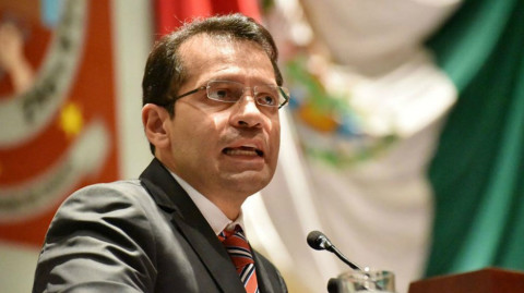 AMLO designa nuevo director general del ISSSTE