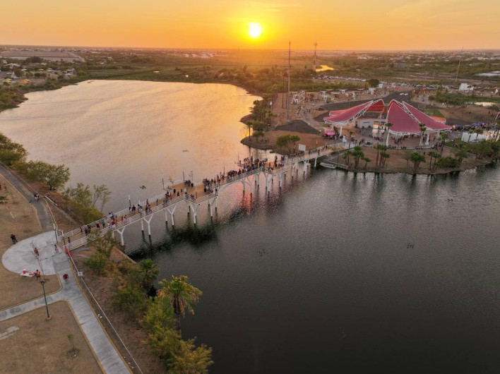 El Laguito se llena de vida: familias abarrotan el parque tras inauguración del puente panorámico