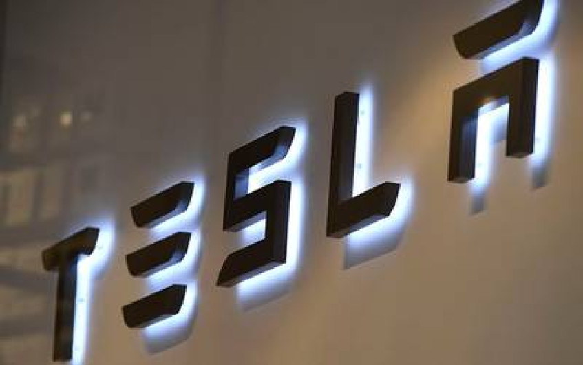Tesla demanda a EU por tarifas en importaciones a China