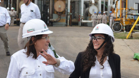 Se reúne Adrián Oseguera con Secretaría de Energía