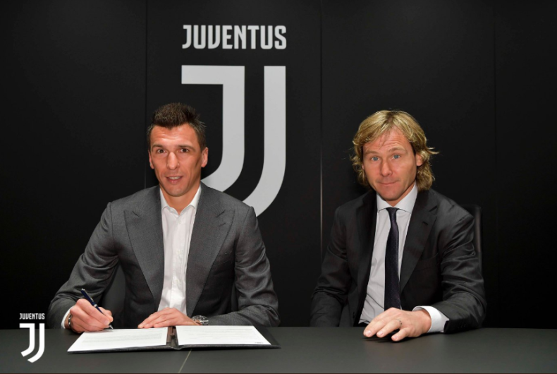 Mandzukic renueva contrato con la Juventus hasta 2021