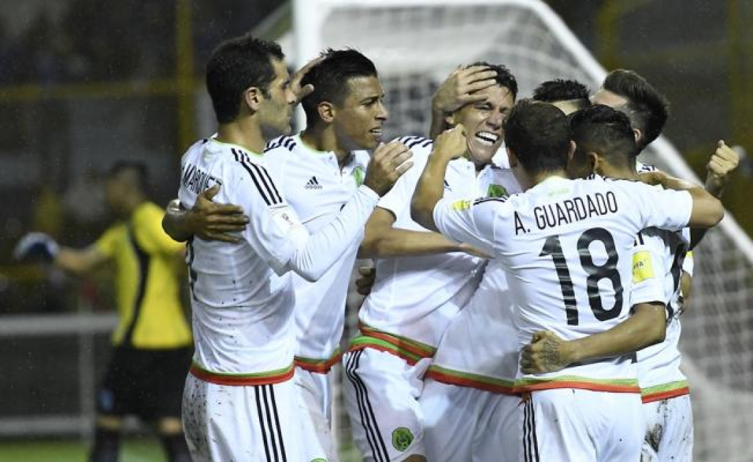 Cuatro mexicanos en el 11 ideal de la Concaf 