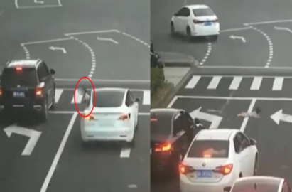 Niña cae de auto en movimiento; conductor ni cuenta se dio