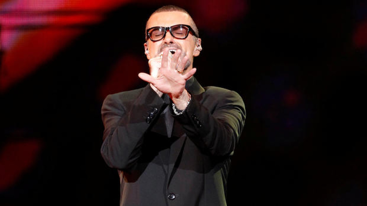 Reingresa George Michael a lista de éxitos musicales de Reino Unido