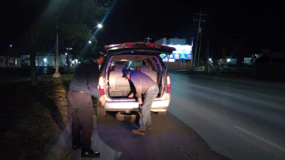 Auxilia Tránsito y Vialidad a Automovilistas 