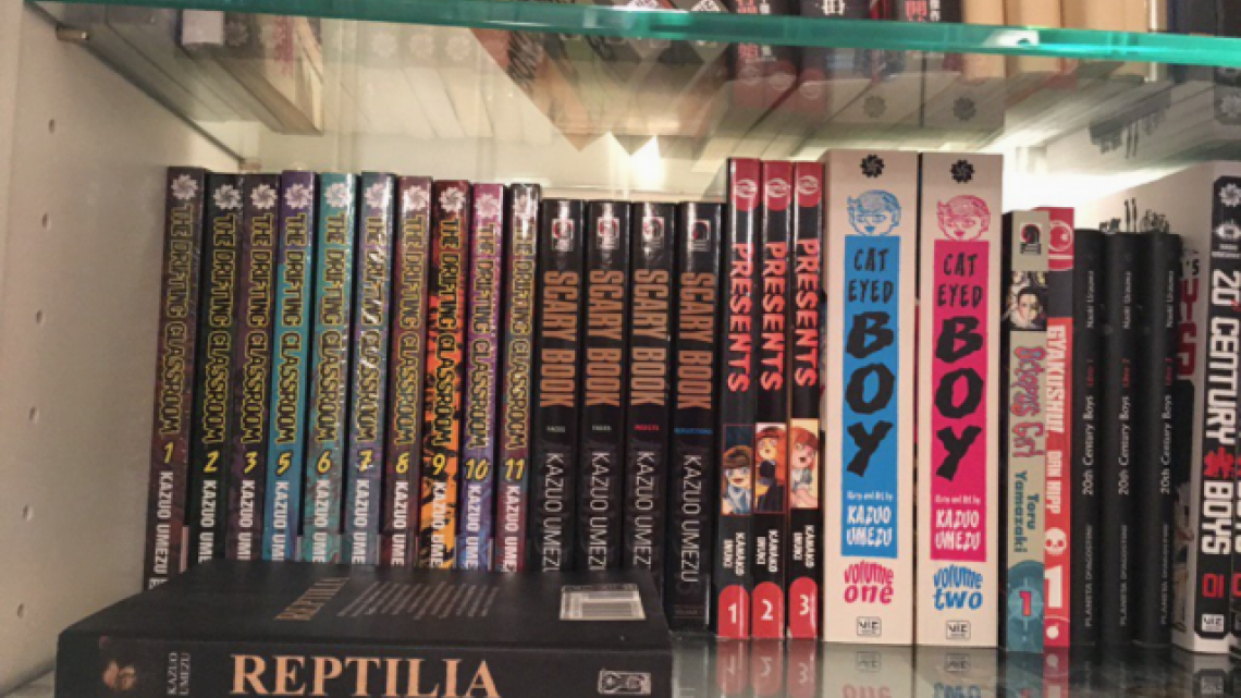 Guillermo del Toro presume sus colecciones