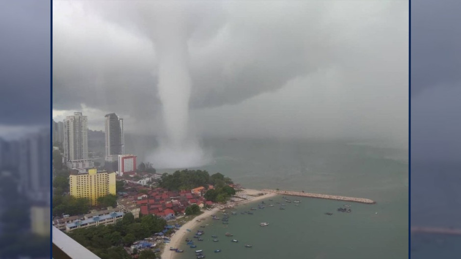 Tromba marina deja afectaciones en Malasia 