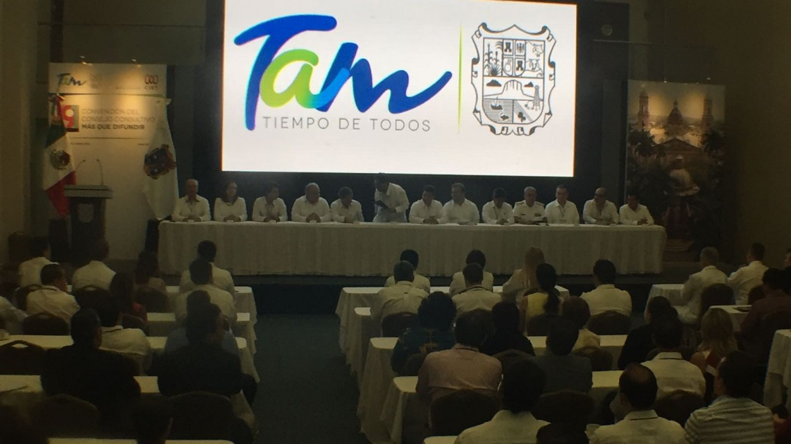 Inaugura Cabeza de Vaca Convención de la Industria de la Radio y la Televisión