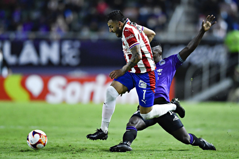 Mazatlán y Chivas reparten puntos en el Kraken