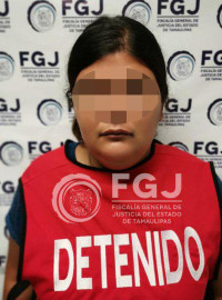 Detienen a dos individuos por delitos cometidos contra servidores públicos