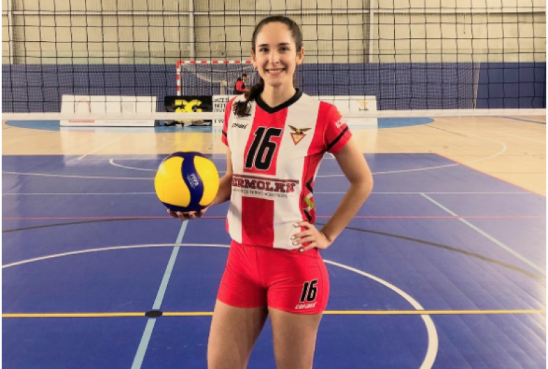 Victorense firma con equipo profesional de voleibol en Portugal