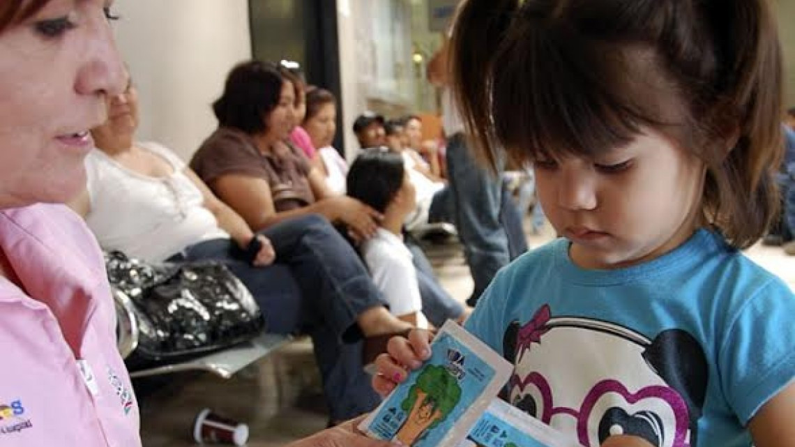 Regularizarán abasto de vacunas pendientes en junio