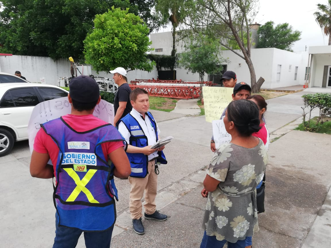 Tardan en pagar a jornaleros