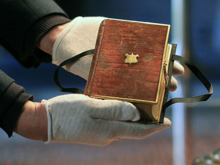 Trump jurará como presidente con una Biblia suya y otra usada por Lincoln