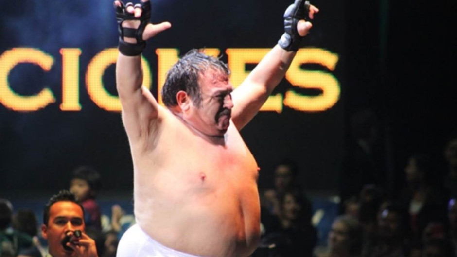 Brazo de Plata vende sus máscaras por situación de salud