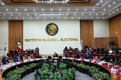 INE demandó a TEPJF para frenar suspensiones contra la Reforma Judicial