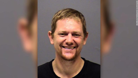 Agentes evitan homicidio múltiple en Oregon