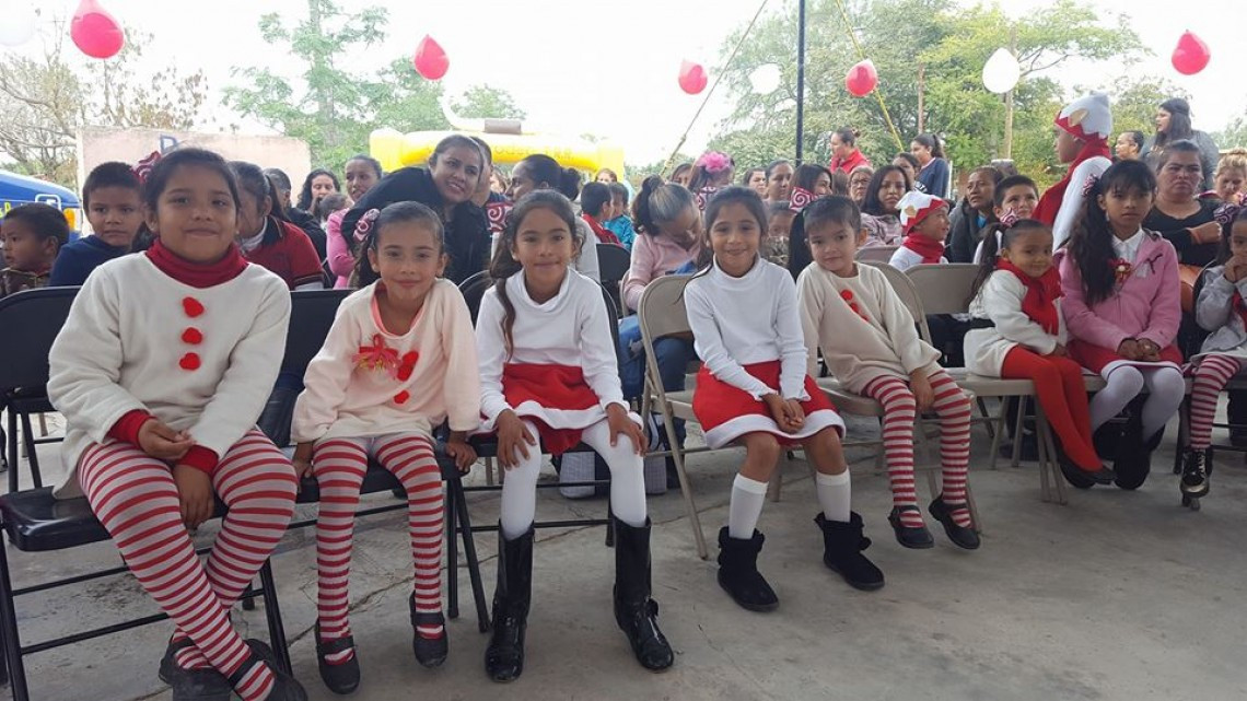 Asiste presidenta de DIF Matamoros como invitada a posada navideña