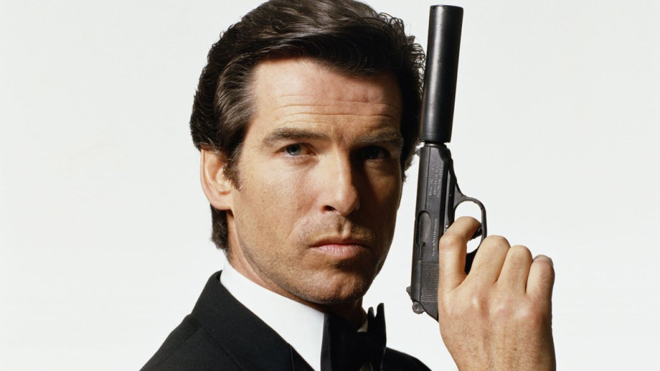 Apoya Pierce Brosnan la idea de que James Bond sea una mujer