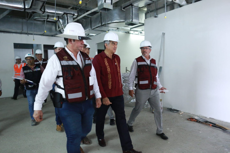 Supervisa Américo avances del Puente de la Esperanza y del nuevo hospital del ISSSTE