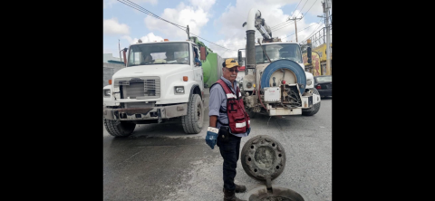 Corrige COMAPA escurrimientos de drenaje en Balcones