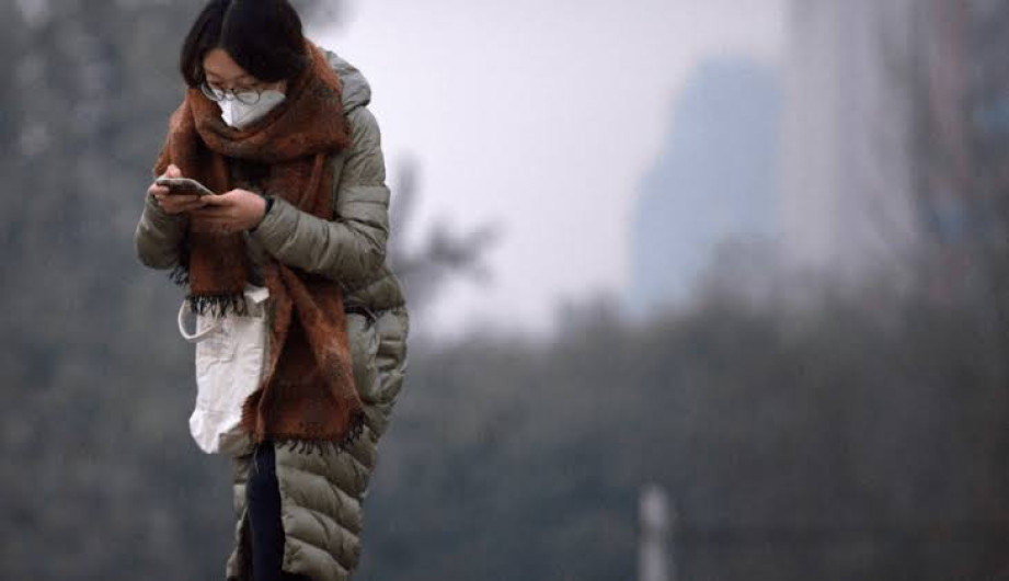 Beijing emite alerta naranja por contaminación atmosférica