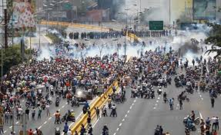 Número de víctimas fallecidas durante protestas en Venezuela sube a 86 