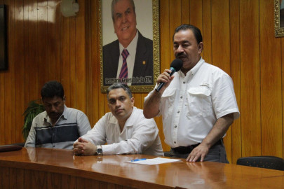 Obreros libres de elegir a sus próximos diputados: Juan Villafuerte 