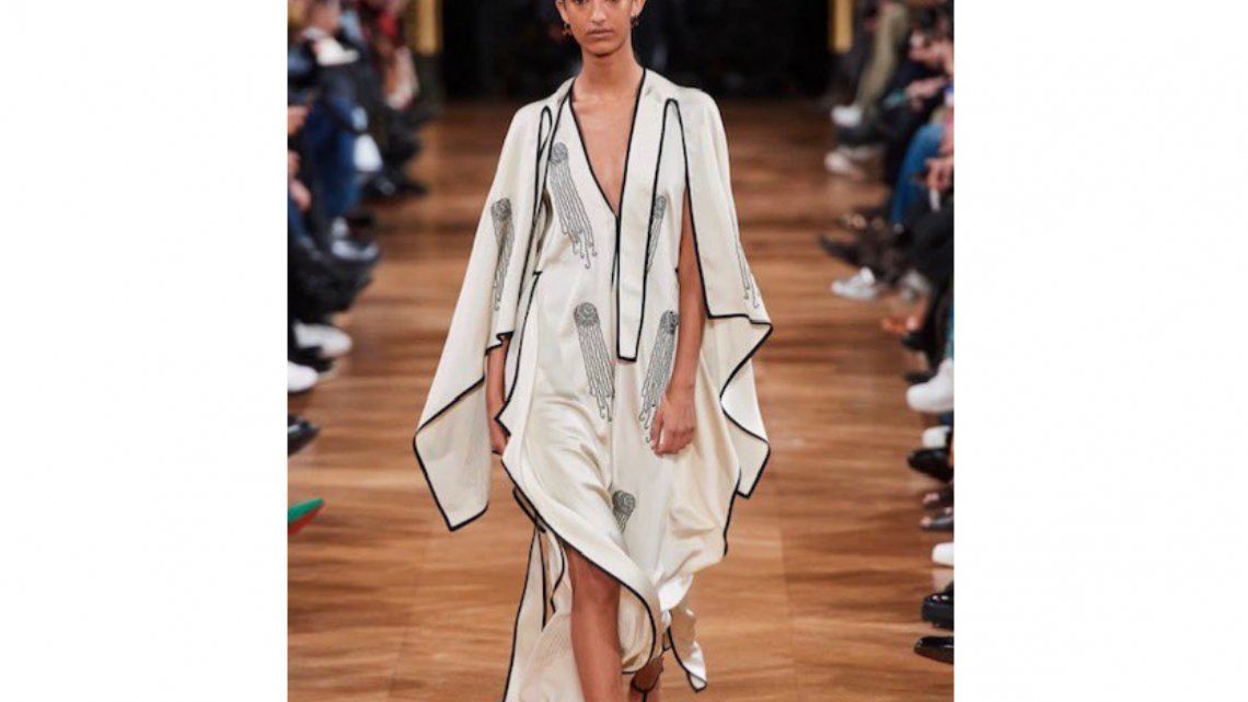 De esta forma, Stella McCartney presentó su moda animalista