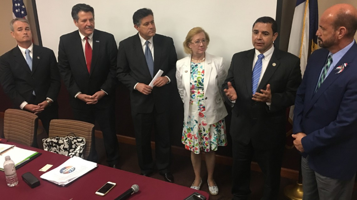 Ampliarán puente internacional 3 de Nuevo Laredo