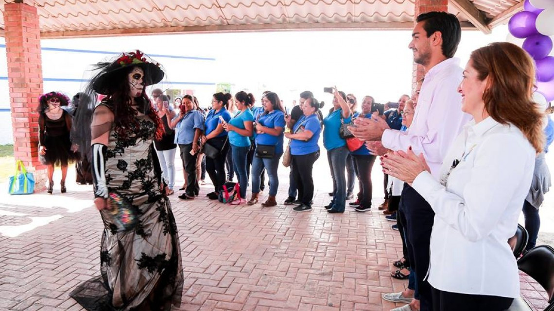 Realiza CEDIF Reynosa exhibición de catrinas