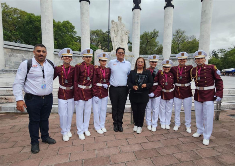 Obtiene la UAT segundo lugar nacional en competencia de escoltas y bandas de guerra