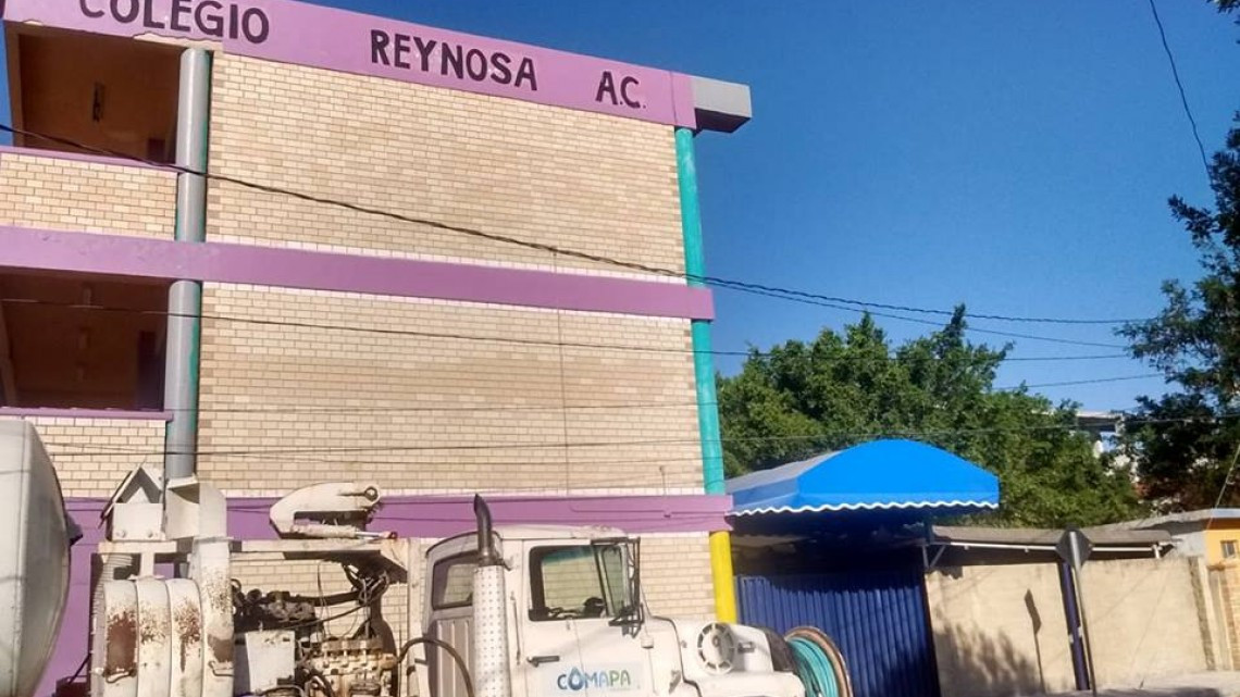 Comapa trabaja con equipo vactor