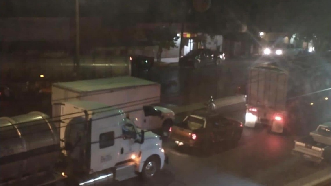 Bloquea Columna Pedro J. Méndez carretera Victoria - Monterrey y avanza hacia Victoria