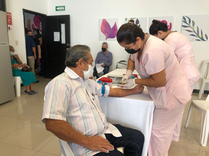 Invitan DIF a prevenir cáncer de próstata”