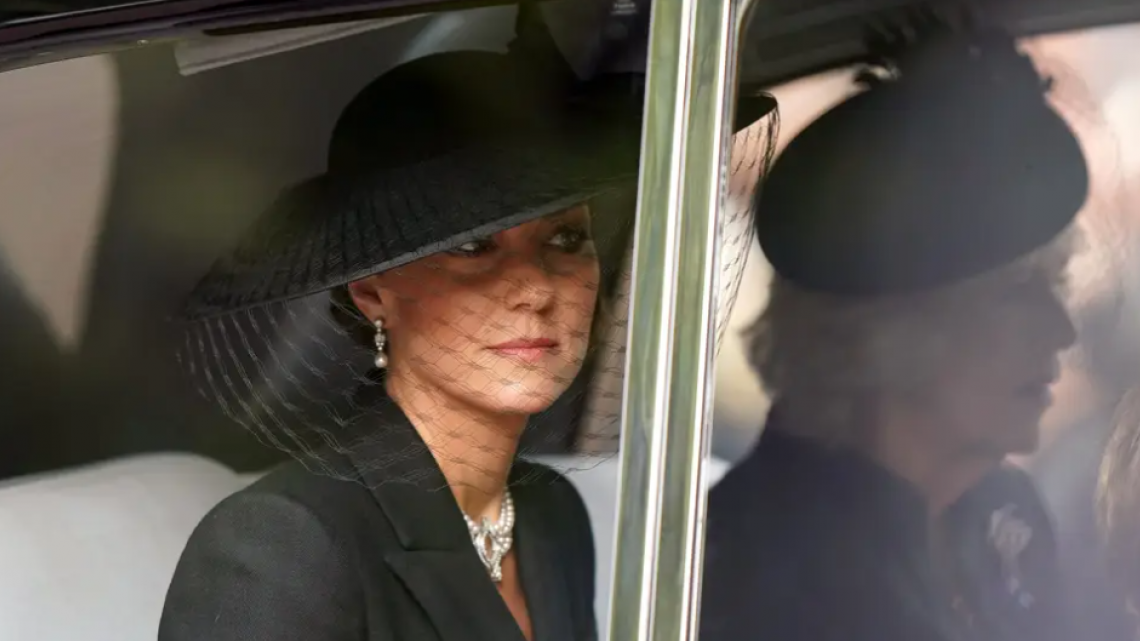 Funeral de la reina Isabel II: El féretro es trasladado al Castillo de Windsor 