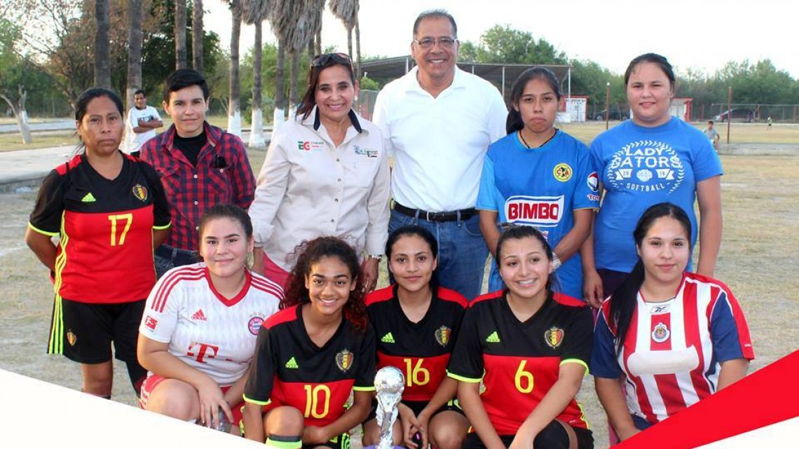 Alcaldesa muestra apoyo al deporte